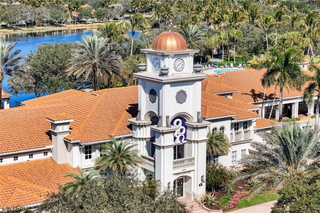 3387 Cayman LN, Naples, FL 34119