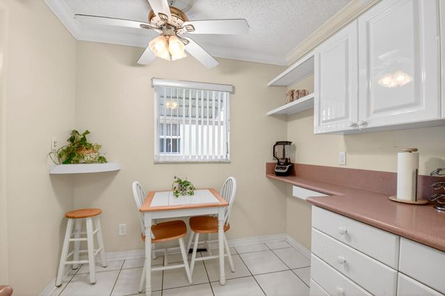 118 SW 9th Street, Boynton Beach, FL 33426