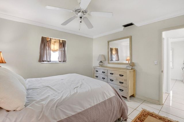 118 SW 9th Street, Boynton Beach, FL 33426