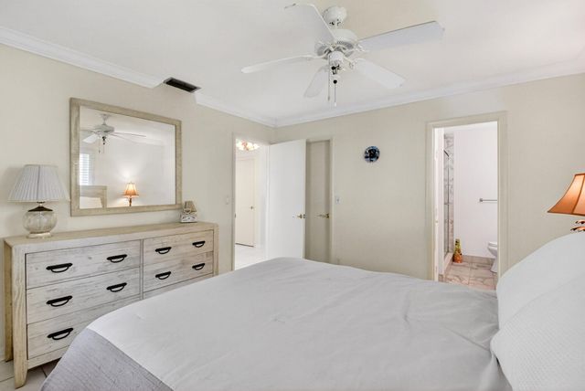 118 SW 9th Street, Boynton Beach, FL 33426