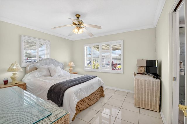 118 SW 9th Street, Boynton Beach, FL 33426