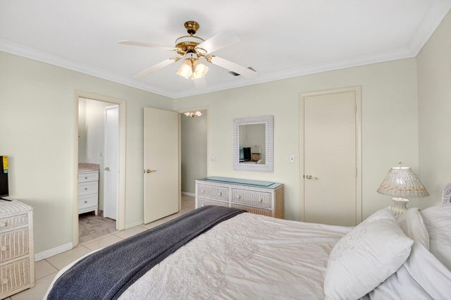 118 SW 9th Street, Boynton Beach, FL 33426