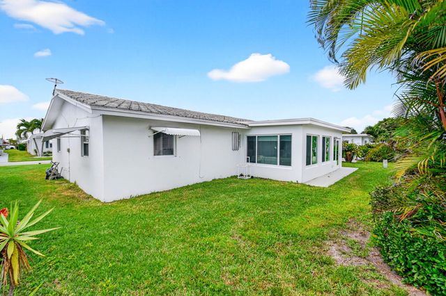 118 SW 9th Street, Boynton Beach, FL 33426