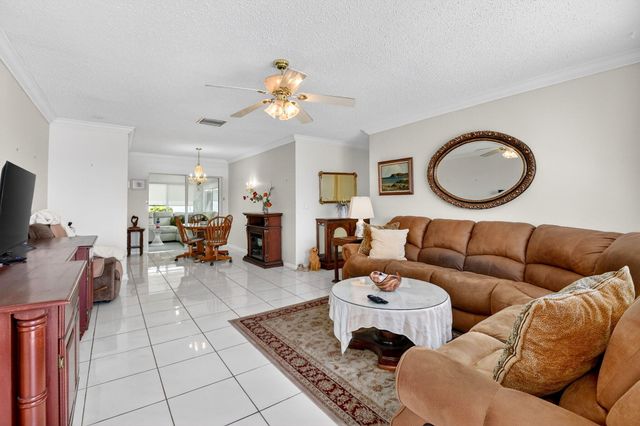 118 SW 9th Street, Boynton Beach, FL 33426