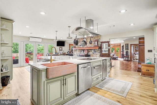 26 LAKESIDE TRL, Fairfield, PA 17320