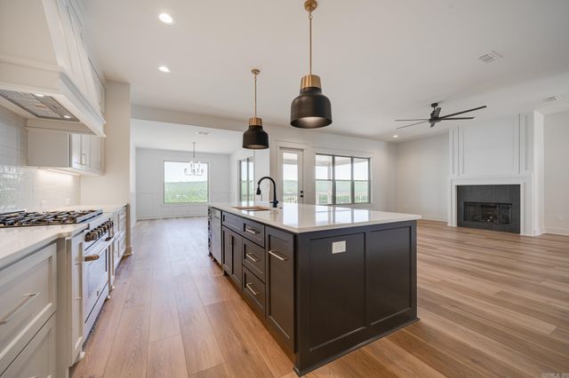 272 Castleberry Road, Greenbrier, AR 72058