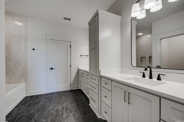 272 Castleberry Road, Greenbrier, AR 72058