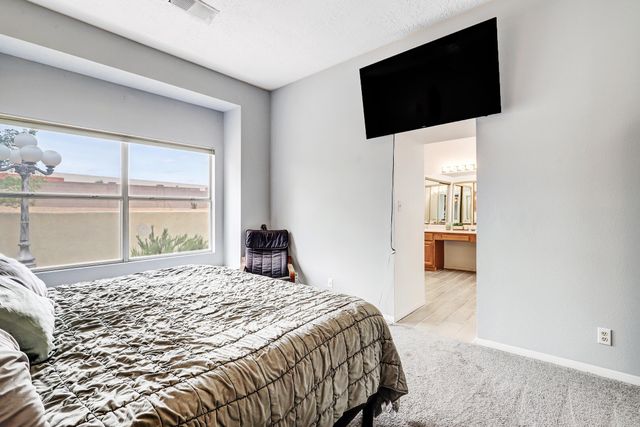 2405 Agua Fria Drive NE, Rio Rancho, NM 87144