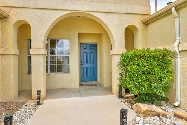 2405 Agua Fria Drive NE, Rio Rancho, NM 87144