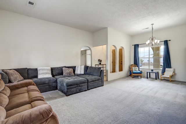 2405 Agua Fria Drive NE, Rio Rancho, NM 87144