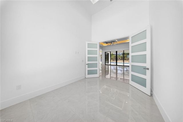 1886 39th ST SW, Naples, FL 34117