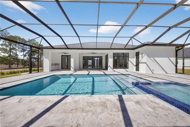 1886 39th ST SW, Naples, FL 34117