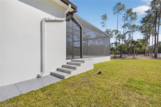 1886 39th ST SW, Naples, FL 34117