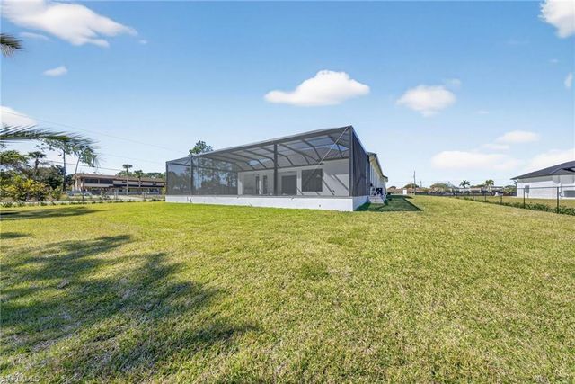 1886 39th ST SW, Naples, FL 34117