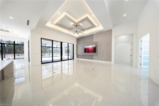 1886 39th ST SW, Naples, FL 34117