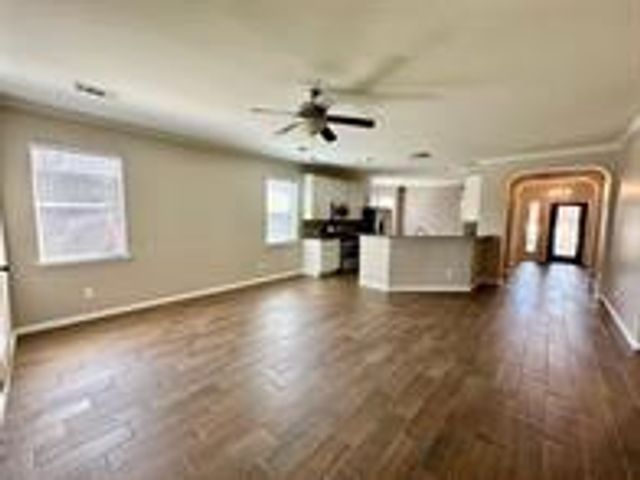 13115 Southern Valley Drive, Pearland, TX 77584