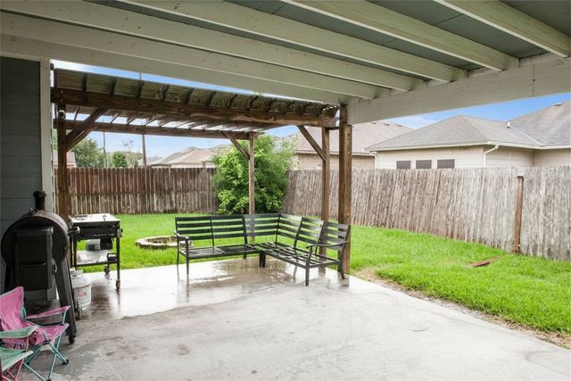 5818 Sabal Dr, Corpus Christi, TX 78414