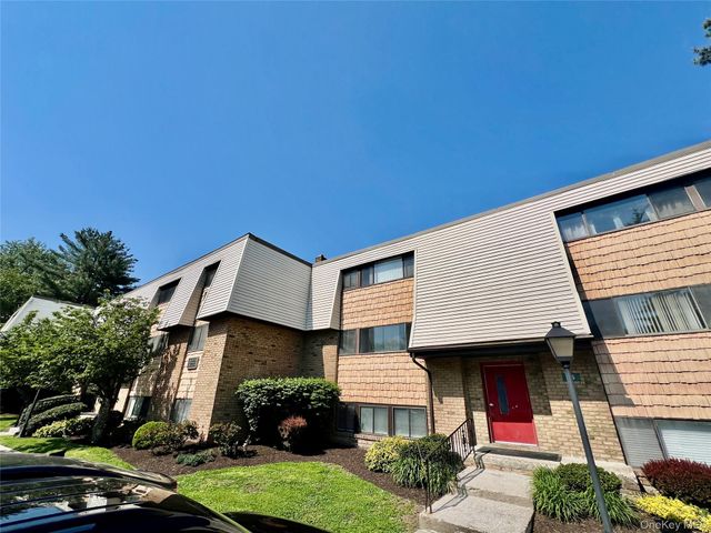 20 Pierces Road 3, Newburgh, NY 12550