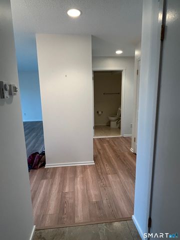 419 Heritage Village B, Southbury, CT 06488