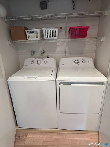 419 Heritage Village B, Southbury, CT 06488