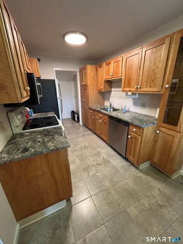 419 Heritage Village B, Southbury, CT 06488