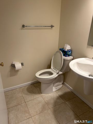 419 Heritage Village B, Southbury, CT 06488