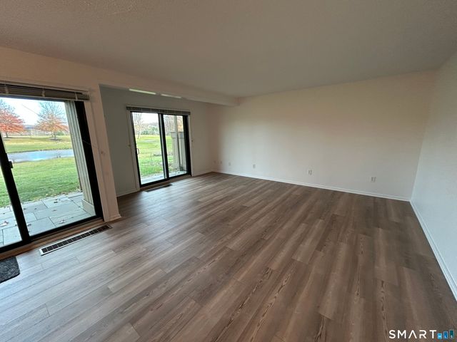 419 Heritage Village B, Southbury, CT 06488