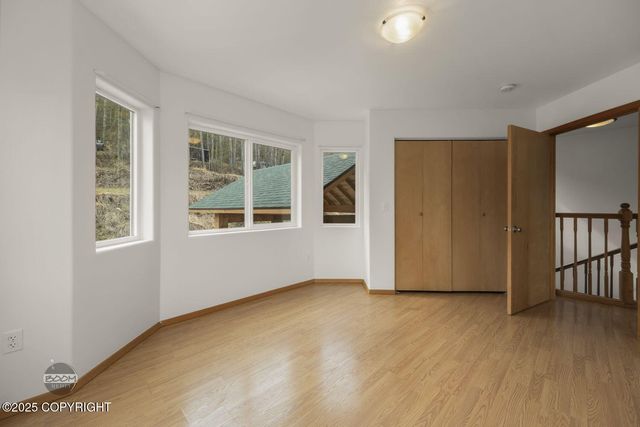18699 Stonehill Drive, Eagle River, AK 99577