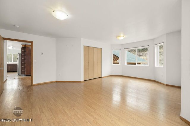 18699 Stonehill Drive, Eagle River, AK 99577