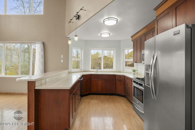 18699 Stonehill Drive, Eagle River, AK 99577