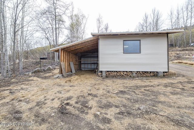 18699 Stonehill Drive, Eagle River, AK 99577