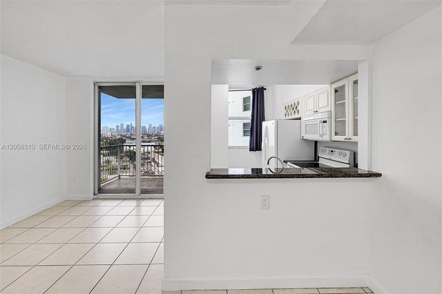1 Glen Royal Parkway 1010, Miami, FL 33125