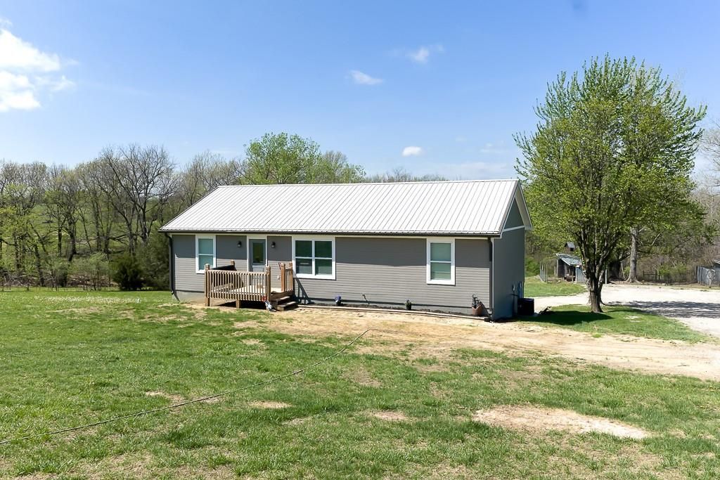 29535 195th Street, Leavenworth, KS 66048