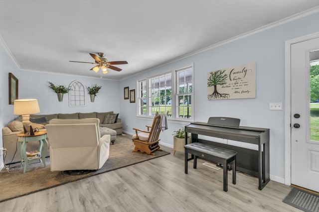 254 Rouse Rd, Dickson, TN 37055