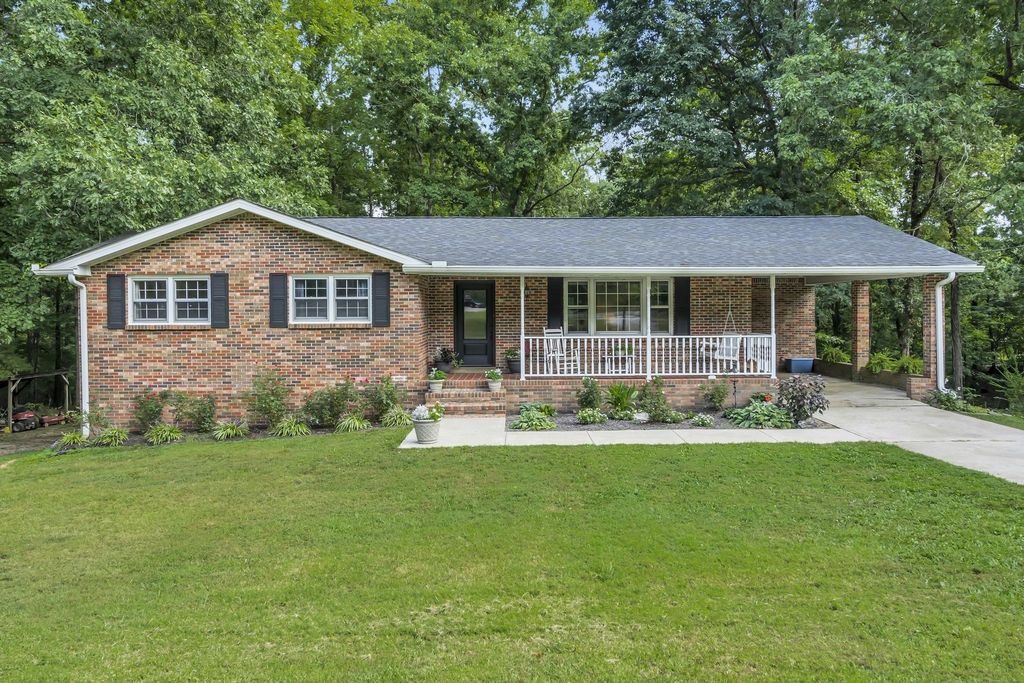 254 Rouse Rd, Dickson, TN 37055