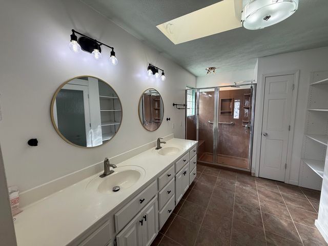 4566 S Park Avenue, Springfield, MO 65810