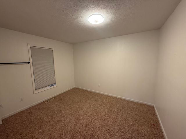 4566 S Park Avenue, Springfield, MO 65810