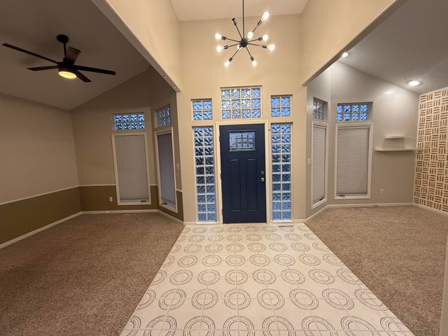 4566 S Park Avenue, Springfield, MO 65810