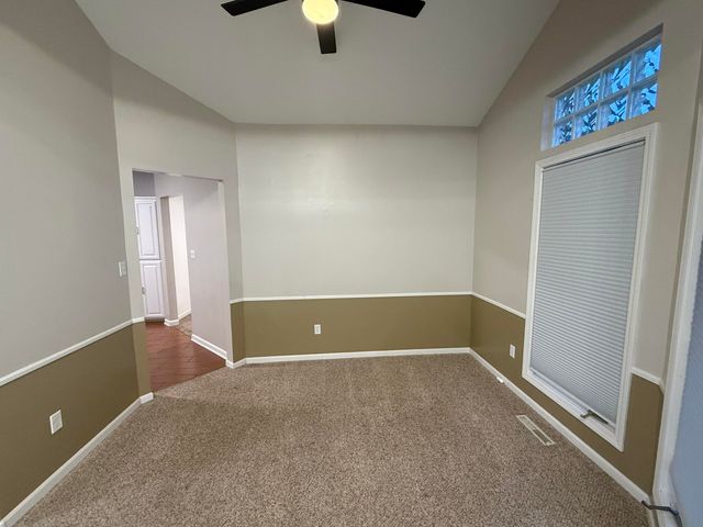 4566 S Park Avenue, Springfield, MO 65810