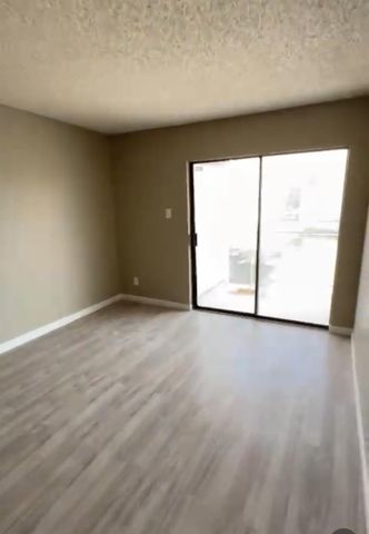 2830 S Bartell Drive 28, Houston, TX 77054