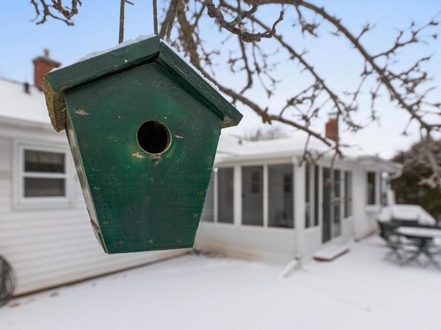 2136 Richmond AVENUE, Manitowoc, WI 54220