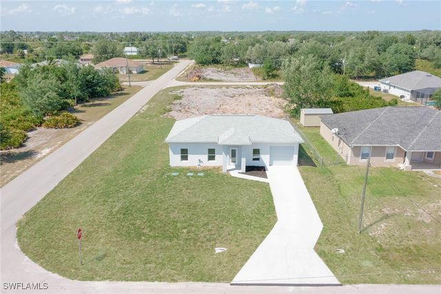 2620 57th ST W, Lehigh Acres, FL 33971