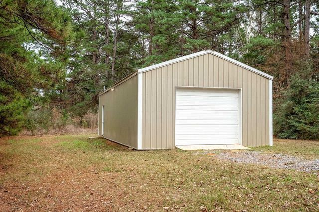 1529 American Plant Rd, Waskom, TX 75692