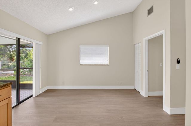 9720 Majestic Way, Boynton Beach, FL 33437