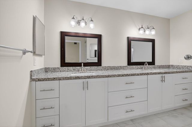 9720 Majestic Way, Boynton Beach, FL 33437