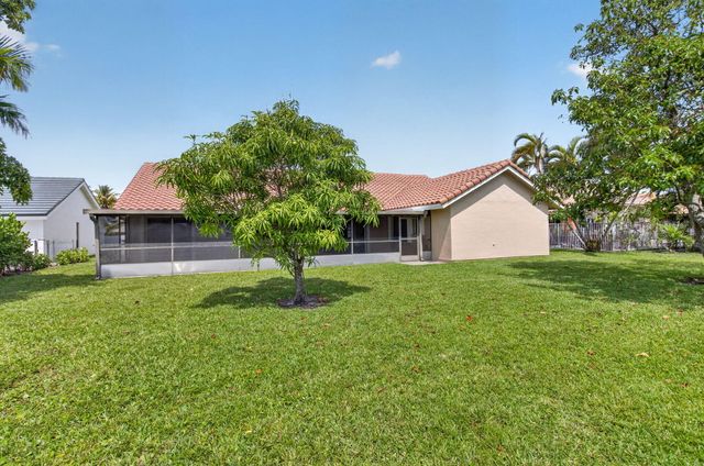 9720 Majestic Way, Boynton Beach, FL 33437