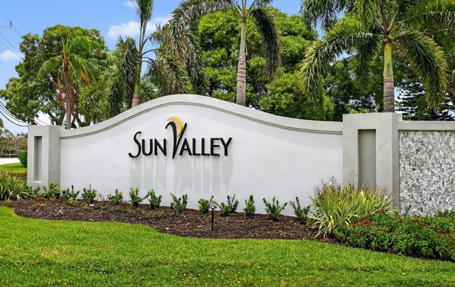 9720 Majestic Way, Boynton Beach, FL 33437