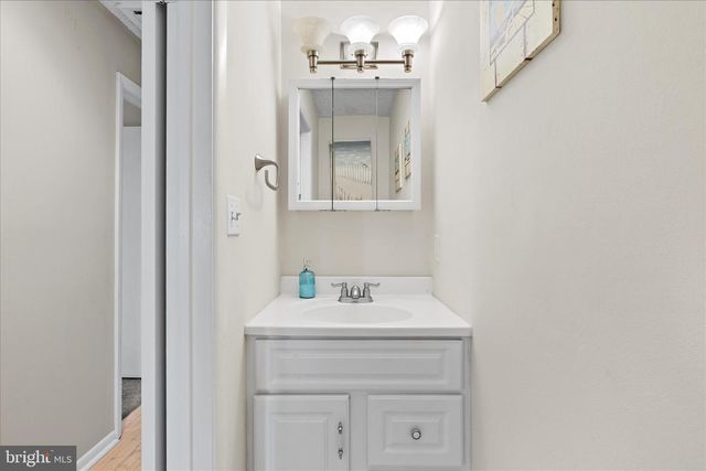 110 B 78TH ST, Ocean City, MD 21842