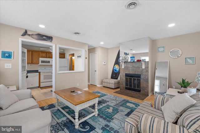 110 B 78TH ST, Ocean City, MD 21842