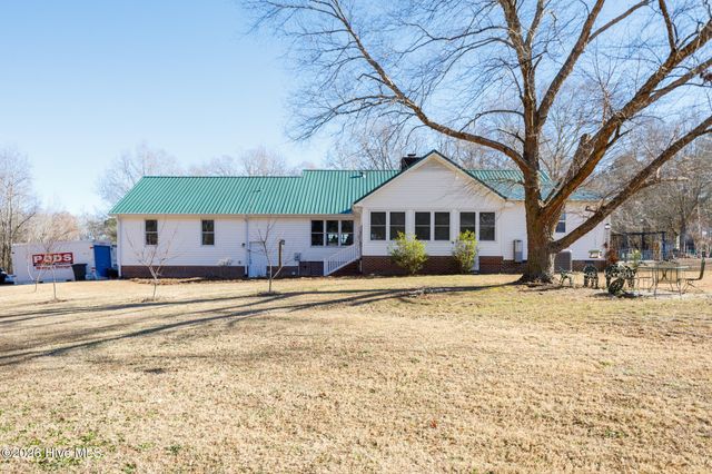 2574 Norrington Road, Lillington, NC 27546